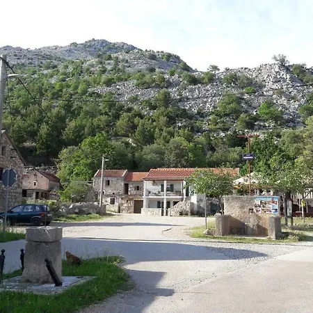 Дом отдыха Paklenica Стариград-Пакленица
