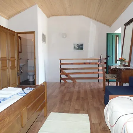 Tatil Evi Paklenica Starigrad Paklenica