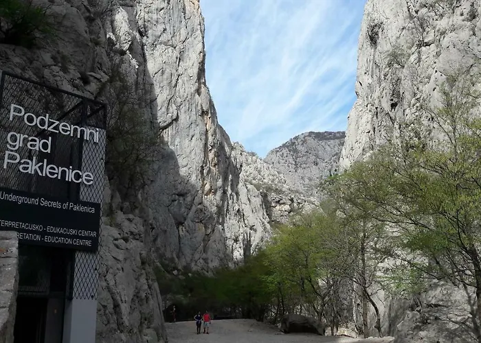 Paklenica Дом отдыха Стариград-Пакленица