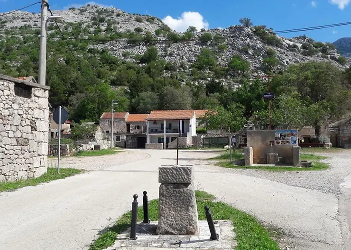 Paklenica Starigrad Paklenica